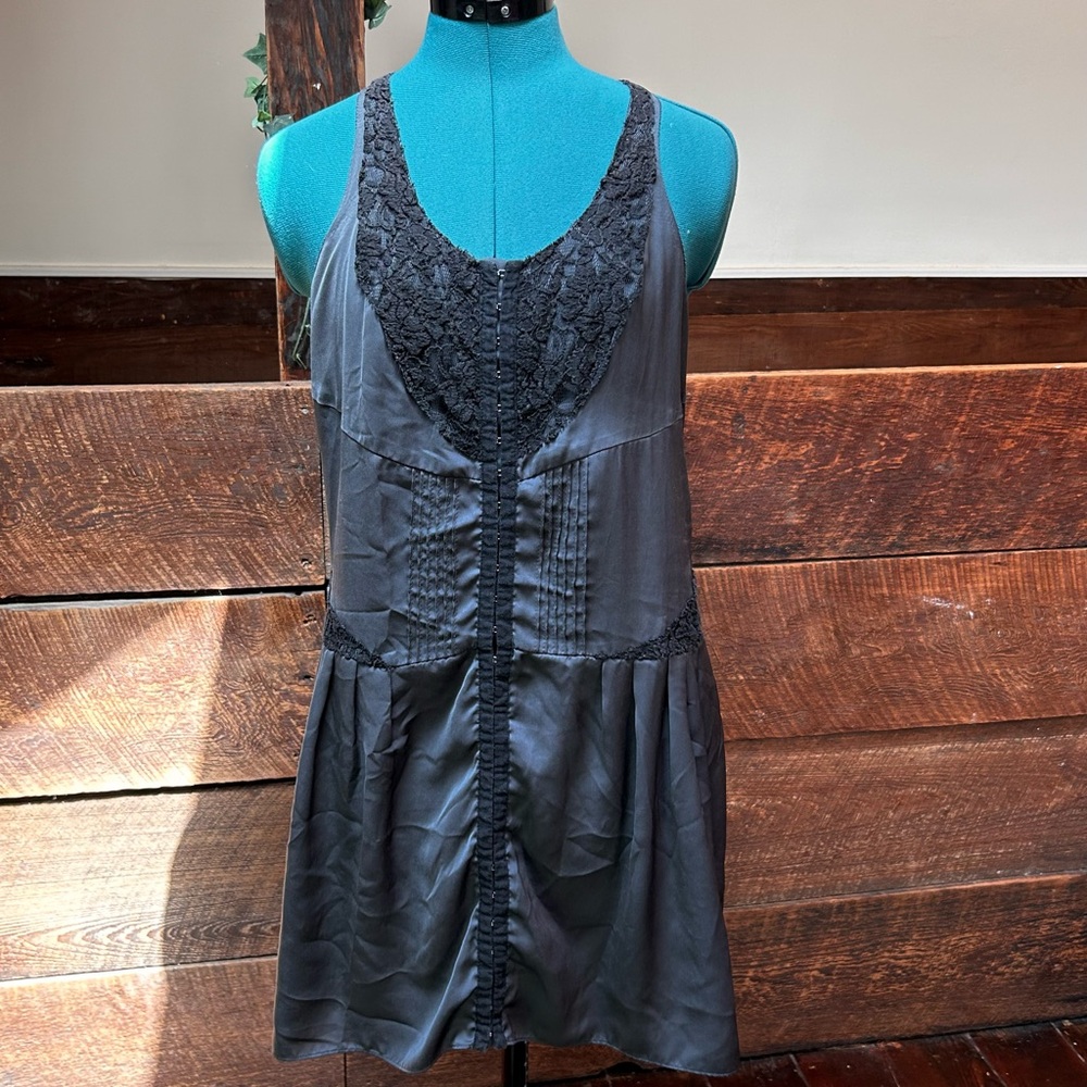 Silky 1920’s Flapper Slip Dress w/ Lace Panels, Drop Waist & Gothic Gatsby Vibes